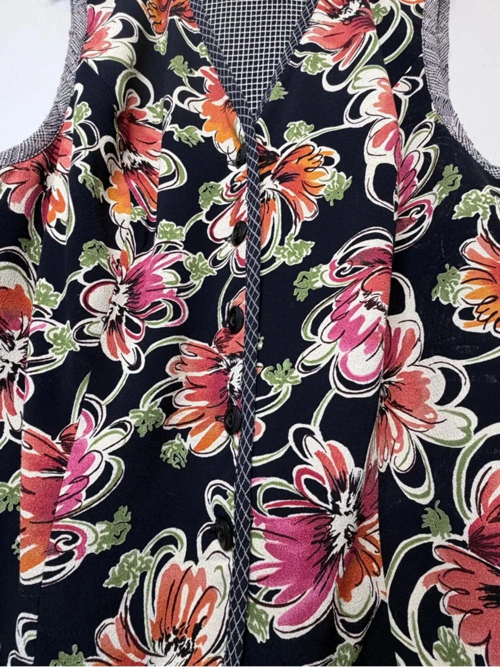 CL | VTG Mid-Plus Size Floral V-Neck Sleeveless Jacket Reversible Vest - Picture 5 of 14